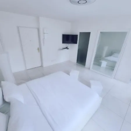 Le Cocon Blanc Studio Jeux O Apartmán Épinay-sur-Seine